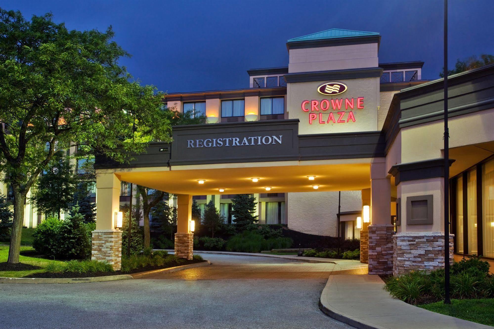 Hotel Ramada By Wyndham Cleveland Independence Exterior foto