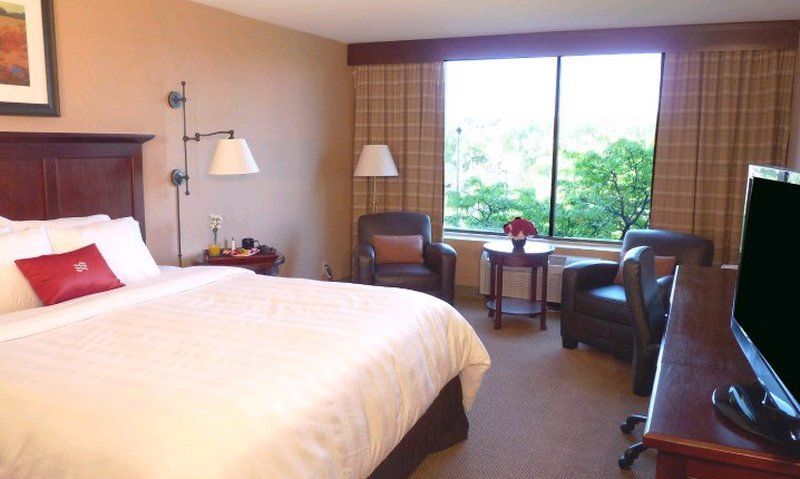 Hotel Ramada By Wyndham Cleveland Independence Zimmer foto